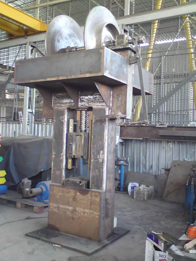 img/urunler/fr/hot forging friction screw press.webp